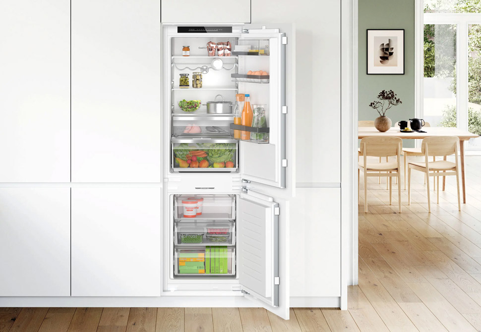 BOSCH Βuilt-In Combi 260L REFRIGERATOR KIN86ADD0 Series 6 [D][Wty:5Y][M:15Y] 1772x558x548mm